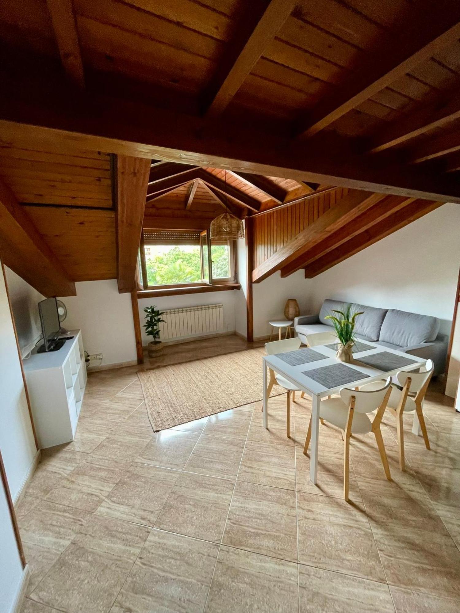 Apartamento La Santina Y Su Balcon Avilés Exterior foto